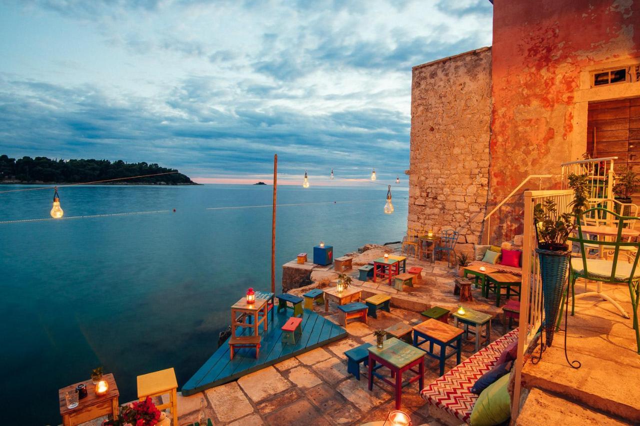 Apartment Mediterraneo Rovinj Bagian luar foto