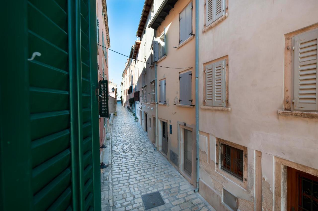 Apartment Mediterraneo Rovinj Bagian luar foto