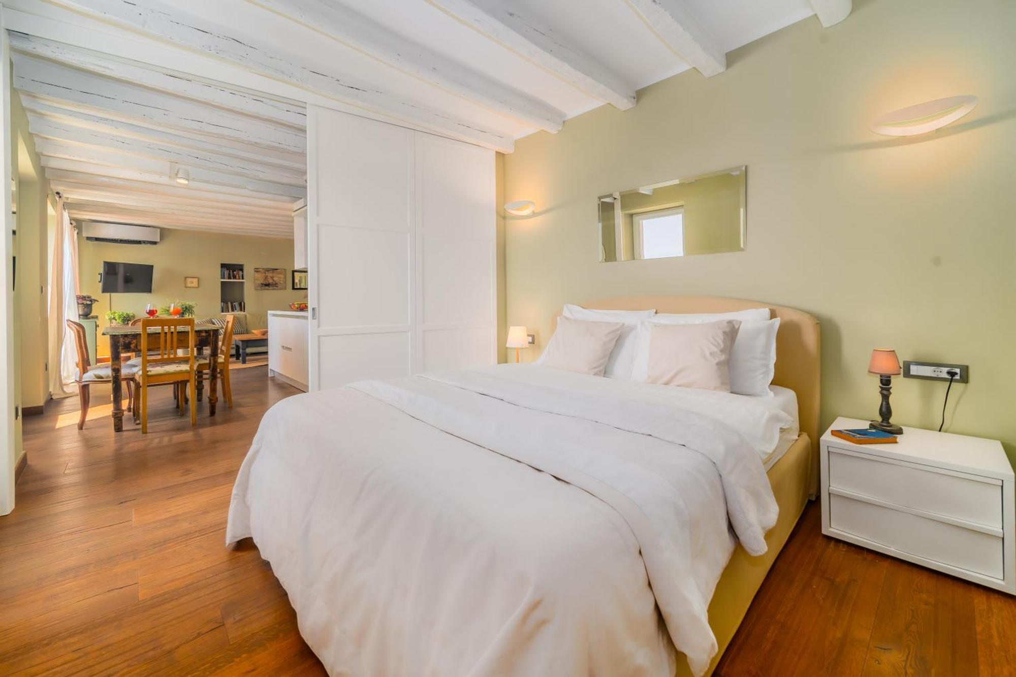 Apartment Mediterraneo Rovinj Bagian luar foto
