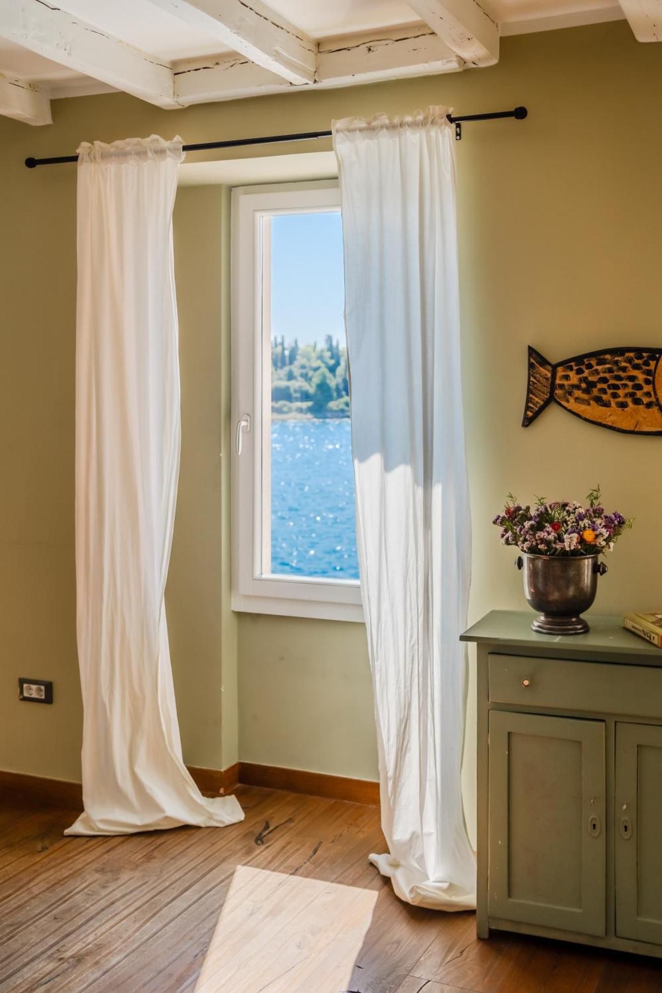 Apartment Mediterraneo Rovinj Bagian luar foto
